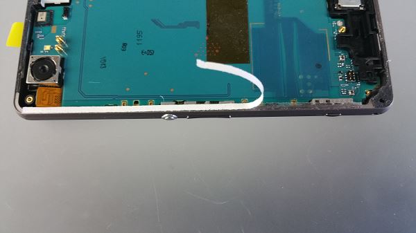 Guide tutoriel de réparation pour le Sony Xperia Z1 compact D5503